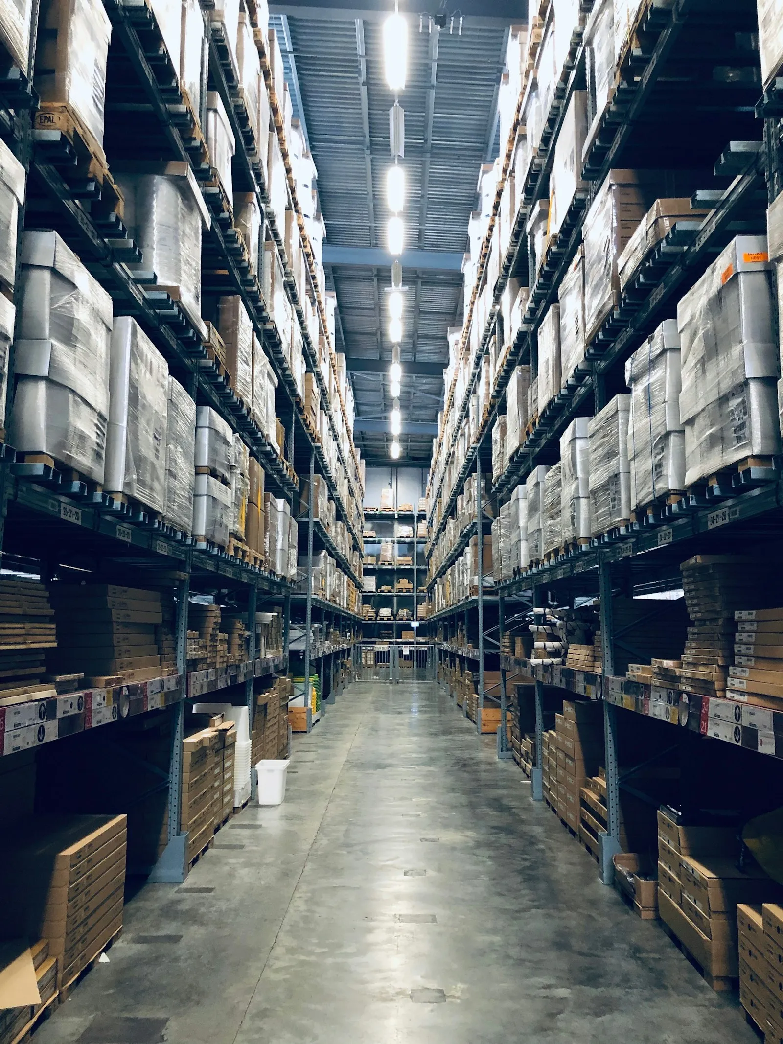 AI & Automation in Logistics